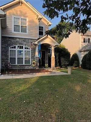 photo 1 of 11024 Sedgemoor Ln, Charlotte, NC 28277