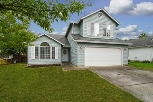 photo 1 of 1610 NW 13th St, Battle Ground, WA 98604	