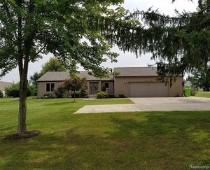 photo 1 of 9065 Lanning Ln, Brighton, MI 48116