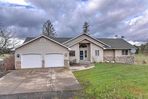 photo 1 of 10011 E Tallman Rd, Chattaroy, WA 99003