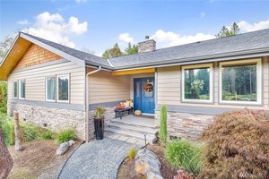 photo 1 of 8733 S Lake Stevens Rd, Lake Stevens, WA 98258