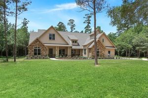 photo 1 of 160 Stagecoach Cir, Huntsville, TX 77340