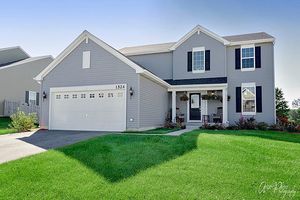 photo 1 of 1524 Breckenridge Dr, Volo, IL 60020