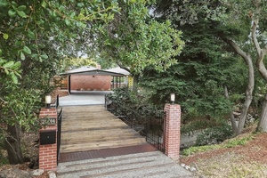 photo 1 of 21544 Tanglewood Dr, Castro Valley, CA 94546