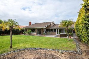 photo 1 of 5439 Westknoll Dr, La Jolla, CA 92037