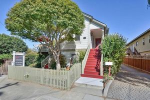 photo 1 of 154 Franklin St, Santa Cruz, CA 95060
