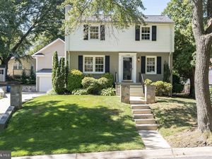 photo 1 of 11006 Harriet Ln, Kensington, MD 20895