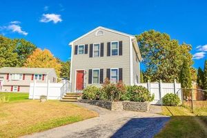 photo 1 of 85 Bayberry Dr, Lowell, MA 01852