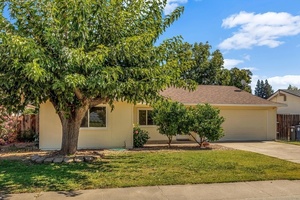 photo 1 of 5816 Keyntel St, Citrus Heights, CA  95621