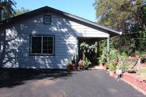 photo 1 of 10552 Oak St, Grass Valley, CA 95945