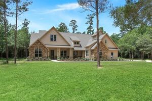 photo 1 of 160 Stagecoach Cir, Huntsville, TX 77340