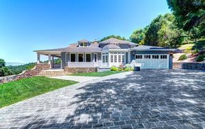 photo 1 of 17915 Foster Rd, Los Gatos, CA 95030