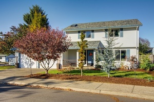 photo 1 of 1059 Juniper St N, Keizer, OR 97303