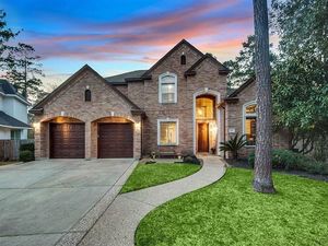 photo 1 of 15 Balmoral Pl, Spring, TX 77382