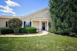 photo 1 of 2811 Kendall Xing, McHenry, IL 60051