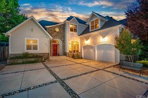 photo 1 of 428 Peachtree Court, Paso Robles, CA 93446