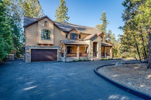 photo 1 of 42462 Pinnacle Ln, Shaver Lake, CA 93664
