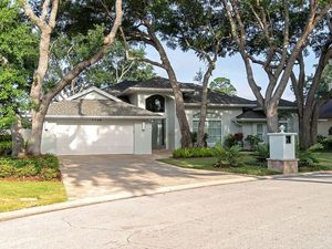 photo 1 of 7738 Apple Tree Cir, Orlando, FL 32819