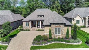 photo 1 of 5455 Via Alvito Dr, Westerville, OH 43082