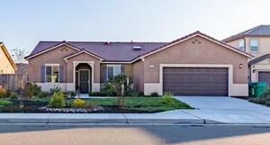 photo 1 of 2725 Birch St, Selma, CA 93662