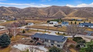 photo 1 of 1050 W South Slope Rd, Emmett, ID 83617