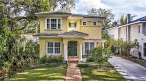 photo 1 of 214 Phillips Pl, Orlando, FL 32806