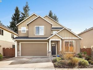 photo 1 of 14011 SE Genoa Dr, Clackamas, OR 97015