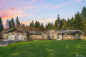 photo 1 of 101 N Lake Roesiger Rd, Snohomish, WA 98290