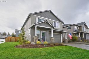 photo 1 of 1823 NE 172nd St, Ridgefield, WA 98642