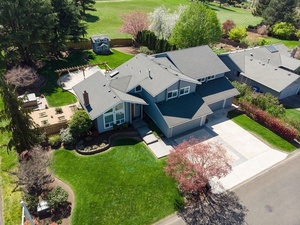 photo 1 of 22630 SE Naomi Dr, Damascus, OR 97089