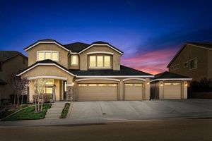 photo 1 of 979 Dusty Stone Loop, Rocklin, CA 95765