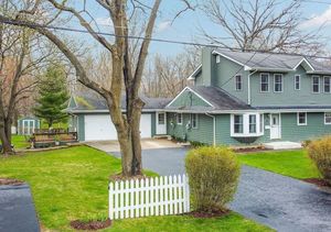 photo 1 of 30270 N East End Ave, Libertyville, IL 60048