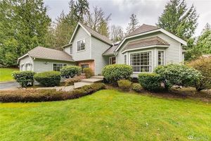 photo 1 of 945 NW Firwood Blvd, Issaquah, WA 98027