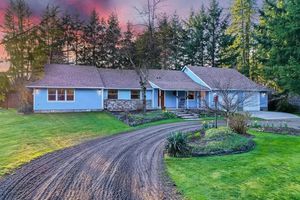 photo 1 of 19906 NE 139th St, Brush Prairie, WA 98606