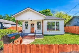 photo 1 of 214 Valentino Pl, San Antonio, TX 78212