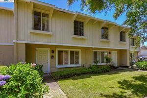 photo 1 of 27714 Del Norte Ct, Hayward, CA 94545