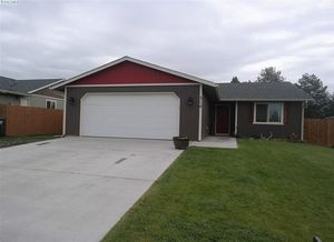 photo 1 of 310 S Dayton Ave, Connell, WA 99326