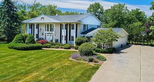 photo 1 of 17730 Parke Ln, Grosse Ile, MI 48138