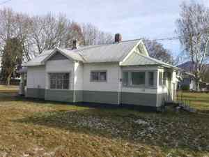 photo 1 of 813 W Clay Ave, Chewelah WA 99109