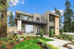 photo 1 of 10916 102nd Ave NE, Kirkland, WA 98033