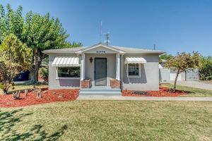 photo 1 of 21956 W Idaho Ave, San Joaquin, CA 93660
