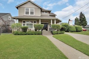 photo 1 of 327 17th St NW, Puyallup, WA 98371