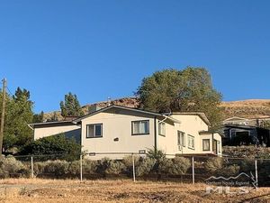 photo 1 of 5325 Madeiros Dr, Sun Valley, NV 89433
