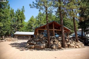 photo 1 of 360 Oak Park Ln, Tygh Valley, OR 97063