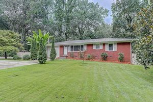photo 1 of 176 Hurt Rd SE, Smyrna, GA 30082