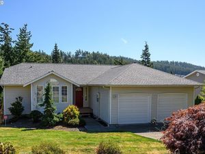 photo 1 of 4409 Kingsway, Anacortes, WA 98221