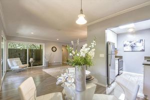 photo 1 of 500 W Middlefield Rd APT 6, Mountain View, CA 94043