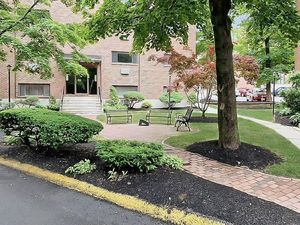 photo 1 of 14 Riverside St APT 3-2, Watertown, MA 02472