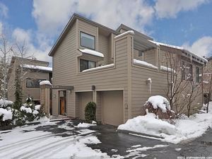 photo 1 of 4754 S Ichabod St, Holladay, UT 84117