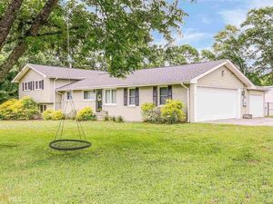 photo 1 of 184 Grove Rd, Locust Grove, GA 30248